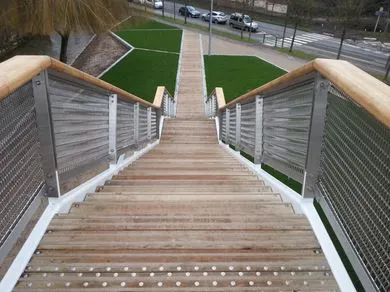 Accessoires pour escalier réalisé par Marcanterra