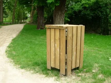 Cache poubelle en bois sur mesure